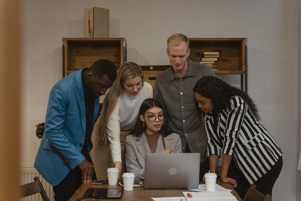 Les métiers bien payés : votre guide vers une carrière lucrative