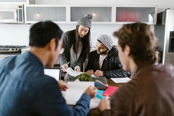 Découvrez les palettiers d'occasion : optimisez votre entrepôt !