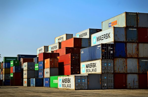 Choisir le conteneur maritime parfait pour vos projets